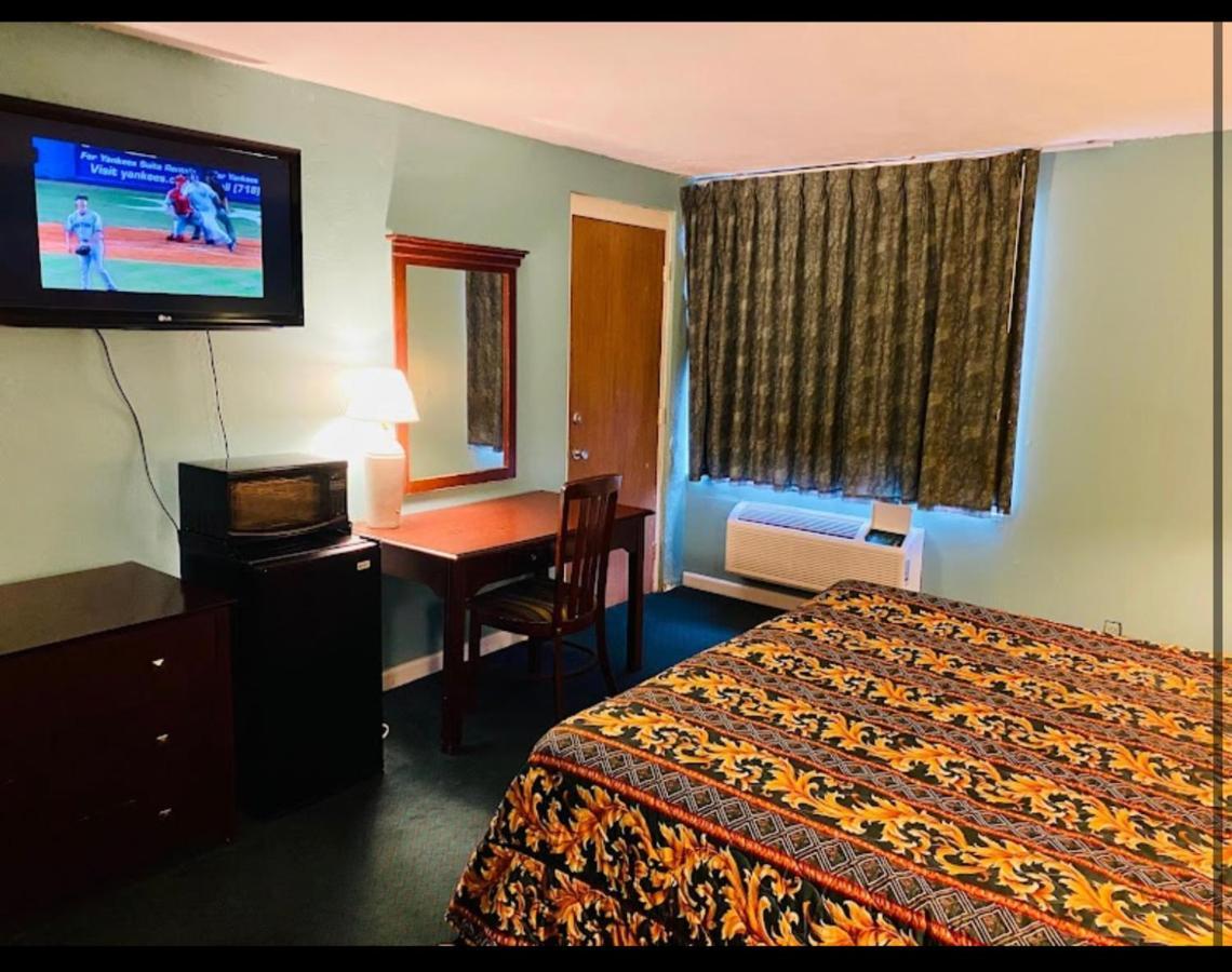 Economy Inn Of Greenville, Near Ecu Health Center Экстерьер фото